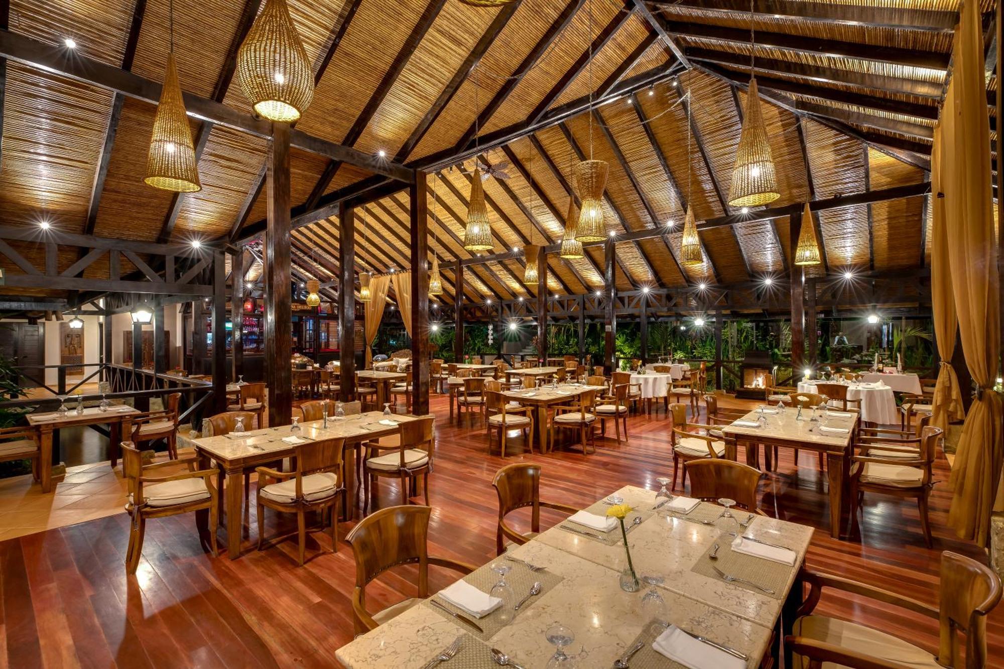 Hideaway Rio Celeste Hotel Bujagua Buitenkant foto